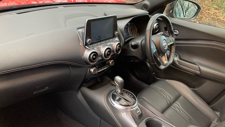 Nissan Juke 1.6 Hybrid Tekna 5dr Auto Hybrid Hatchback